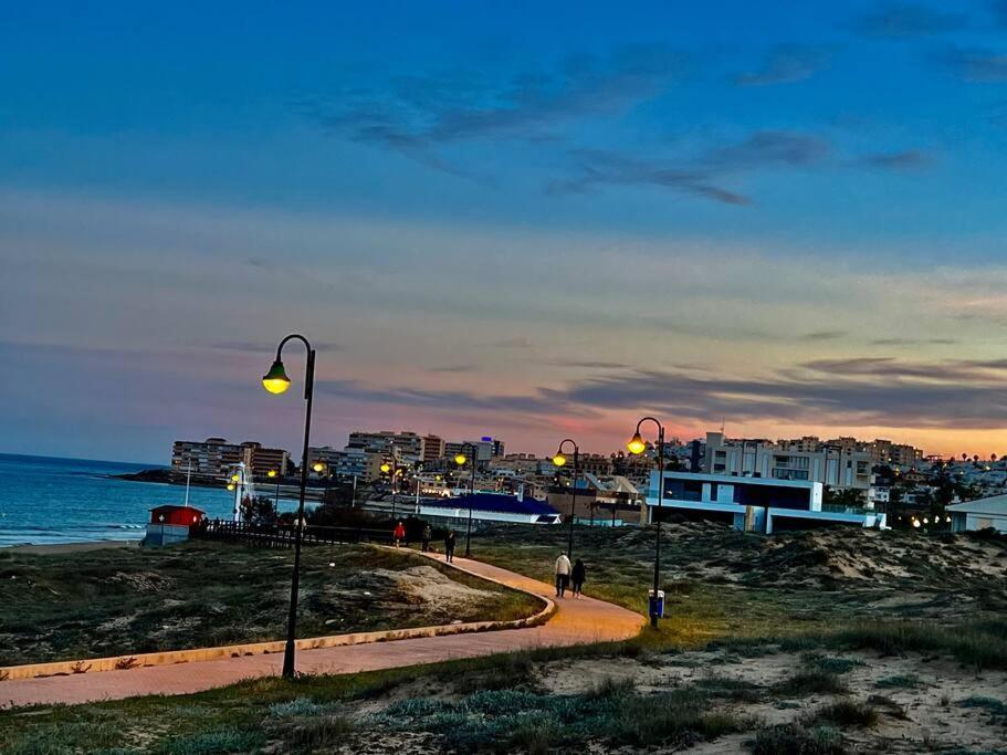 Torrevieja La Mata Primera Linea Playa Exterior foto